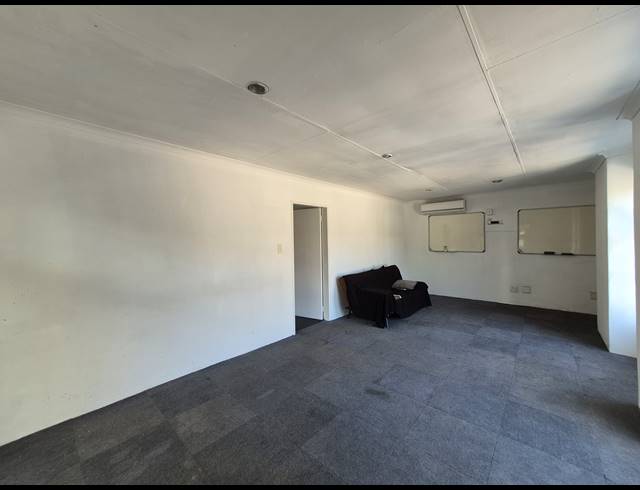 87M² OFFICE TO LET IN MELVILLE